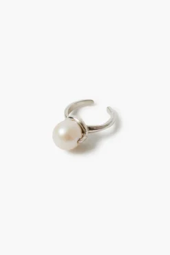 Chan Luu La Perla Toe Ring White Pearl