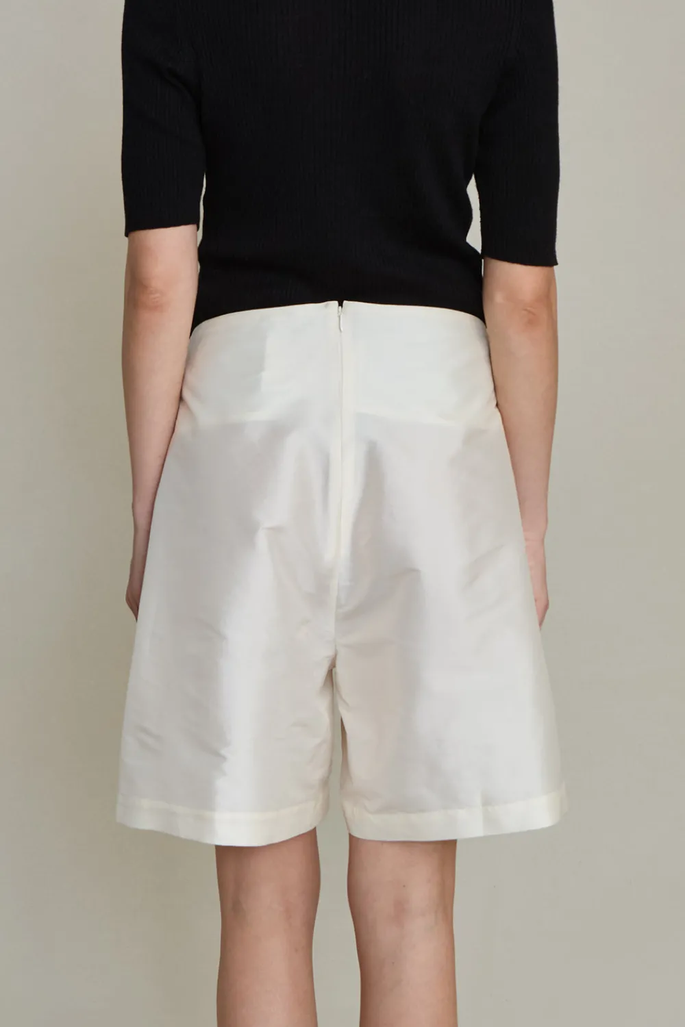Chan Luu Techno Taffeta ong hort Pear