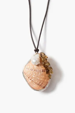 Chan Luu Venus Shell Charm Necklace Natural