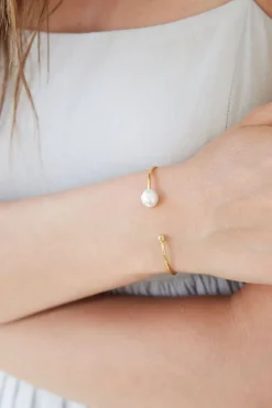 Chan Luu White Pearl and Gold Diamond Cuff